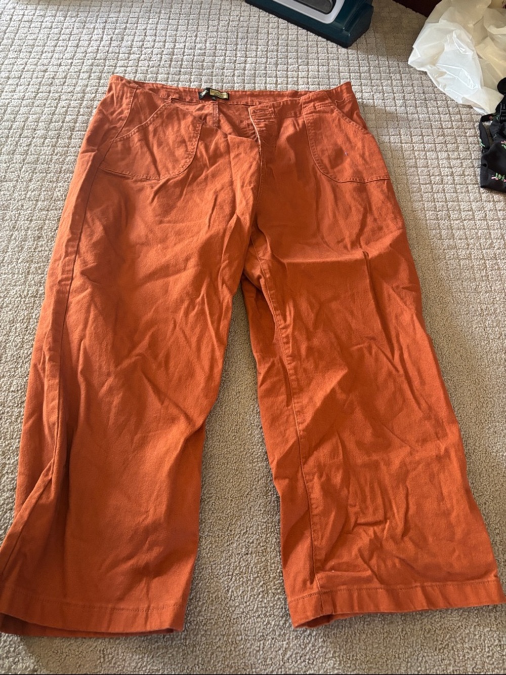 Suzanne Betro Rust Orange Cropped Jeans